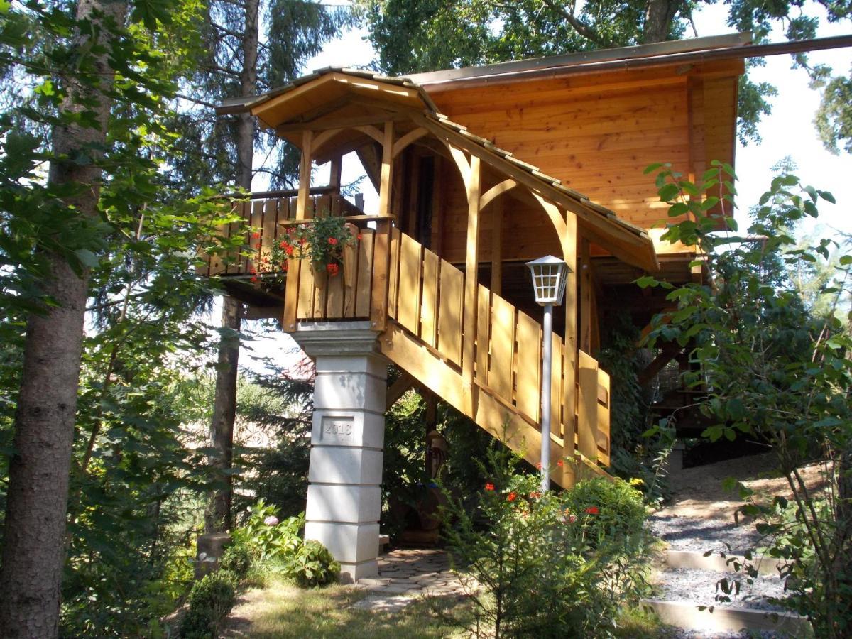 Baumhaus Wolfshoehle Fischach Dış mekan fotoğraf
